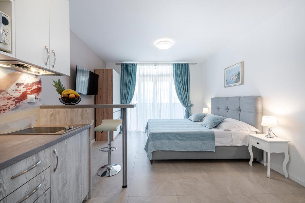 Oyo Deluxe Apartments Dubrovnik Exterior photo