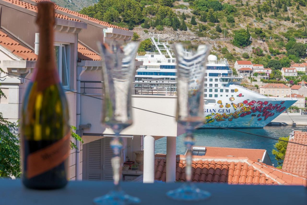 Oyo Deluxe Apartments Dubrovnik Exterior photo