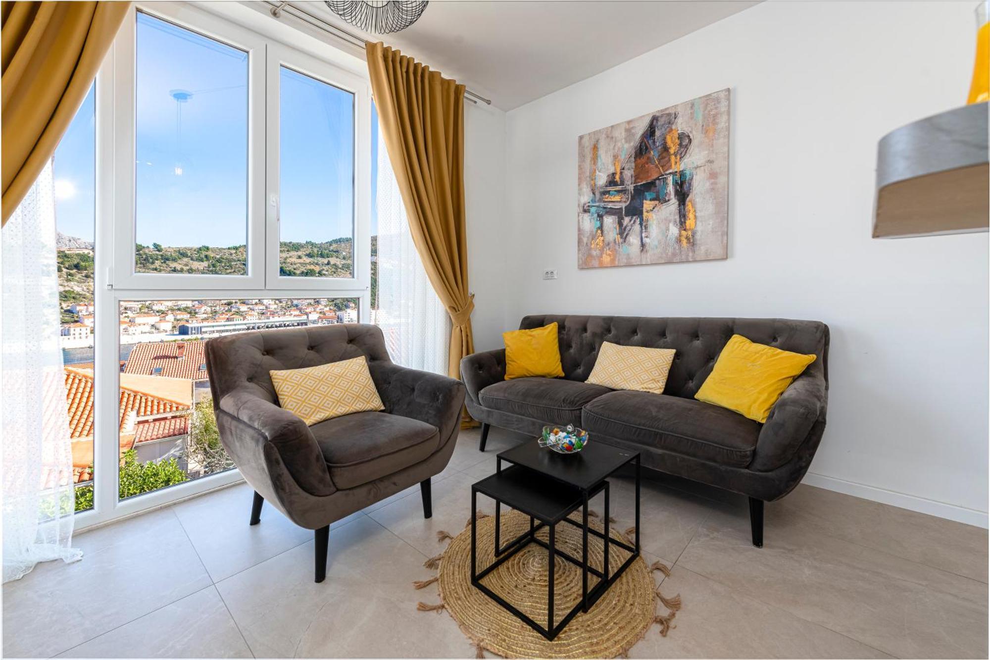Oyo Deluxe Apartments Dubrovnik Exterior photo